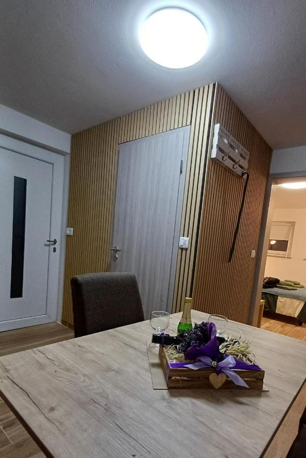 Apartmaji Stars Mavcice Exterior foto